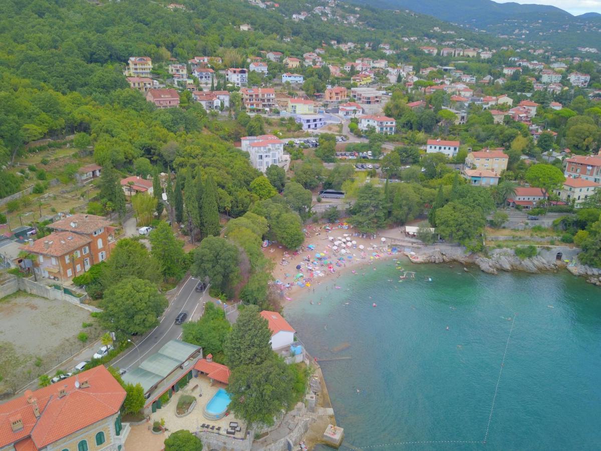 Villa Rose Apartment Lovran Exterior photo